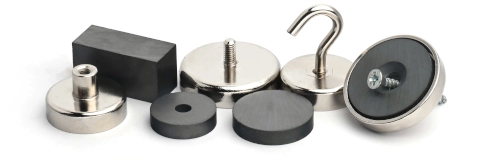 Magnesy ferrytowe i uchwyty magnetyczne ferrytowe